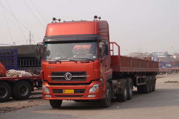  大货车 